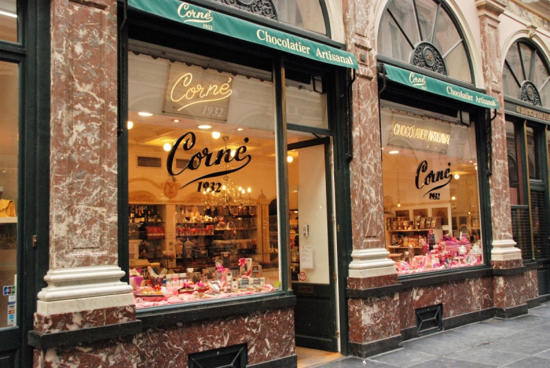 ecommerce-GUILLAUMES-min_chocolate_chocolaterie_shop_luxury_chic_gallery_brussels_belgium-558146